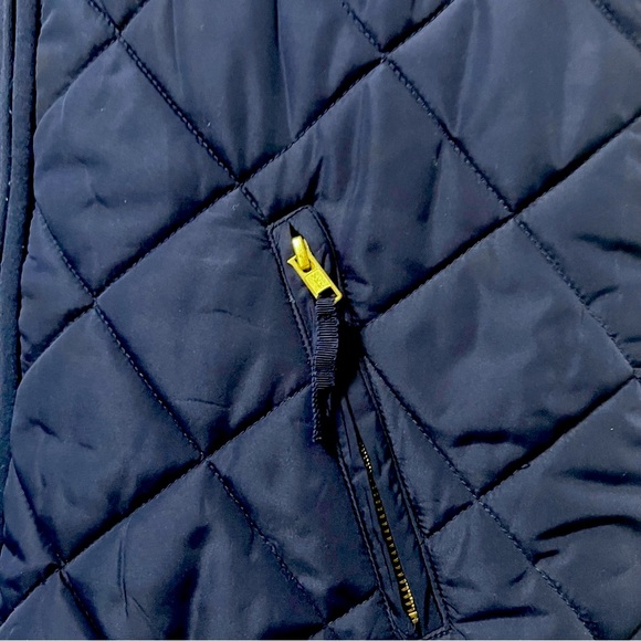 Crown & Ivy Navy Blue Puffer Vest Nautical Vineyard Vines Preppy Outdoors - Picture 3 of 8